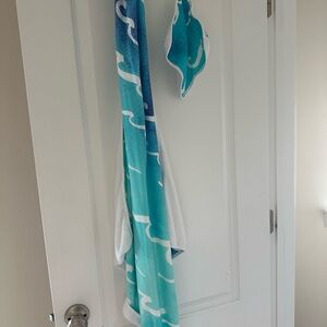 Coco Moon Hawaii Bamboo Hooded Towel Set